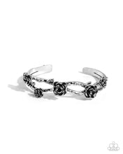 Load image into Gallery viewer, Rose Necklace and Bracelet- Black
