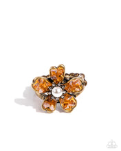 Load image into Gallery viewer, Brass earrings and ring set
