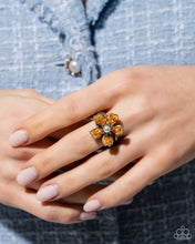 Load image into Gallery viewer, Brass earrings and ring set
