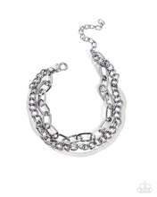 Load image into Gallery viewer, Necklace and bracelet - Black
