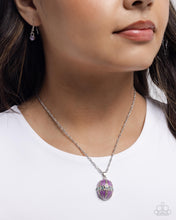 Load image into Gallery viewer, Fabergé Flair - Purple
